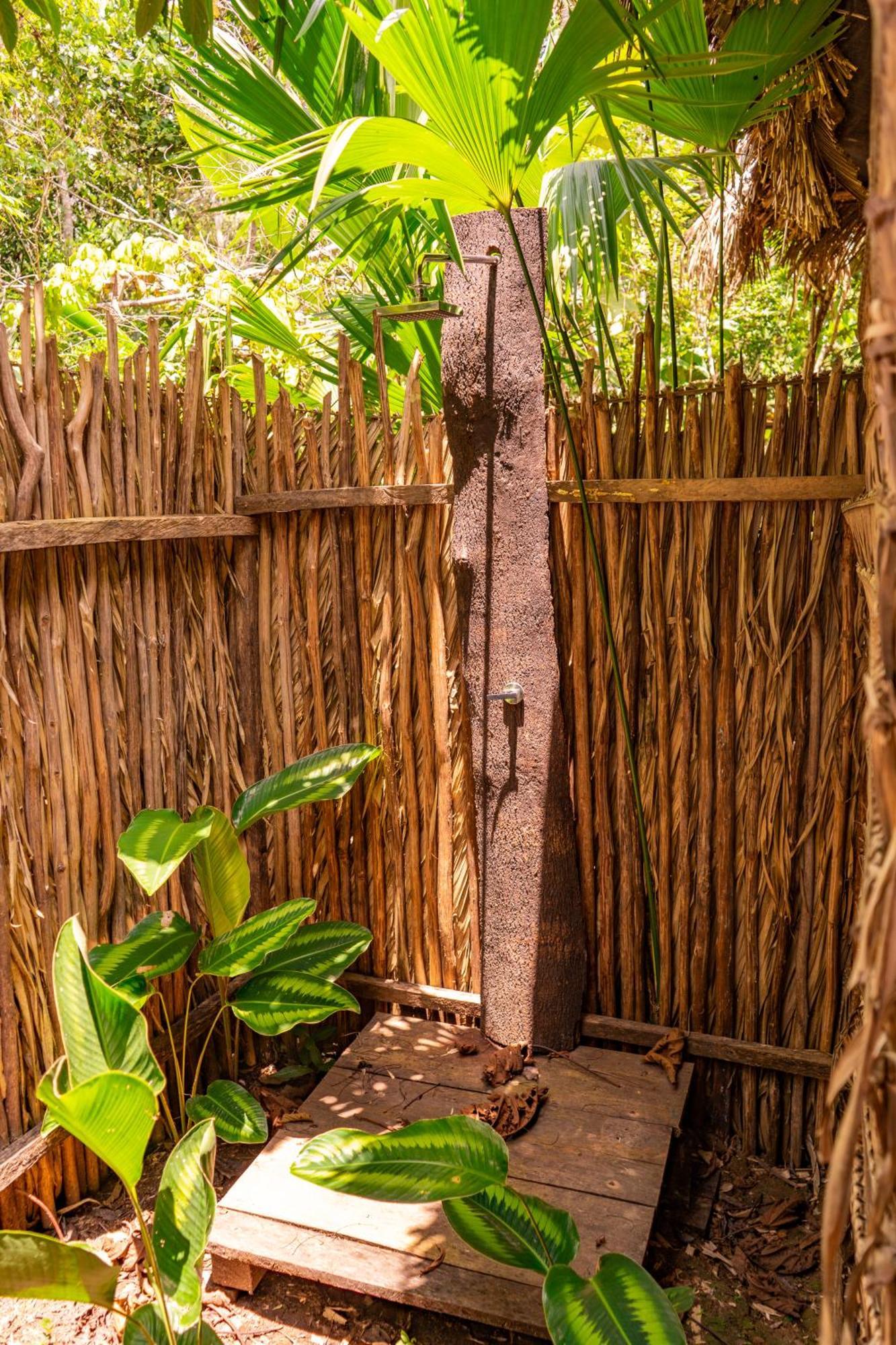 Awaken Amazonian Healing Resort All Inclusive 伊基托斯 外观 照片