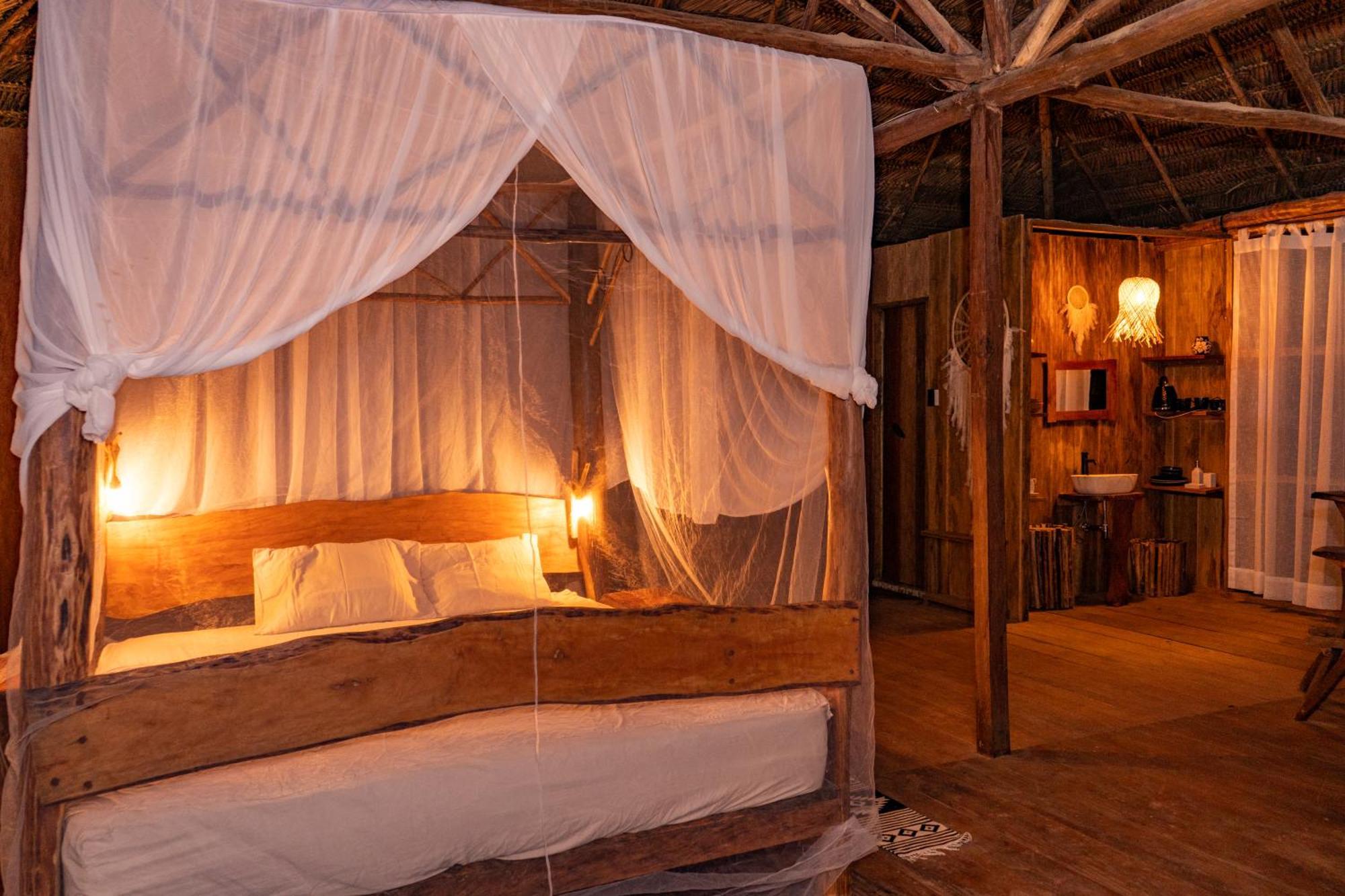 Awaken Amazonian Healing Resort All Inclusive 伊基托斯 外观 照片